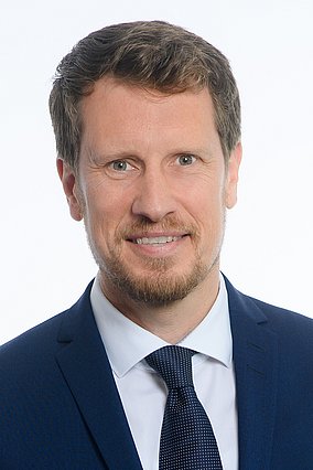 Dr. Christian Strasser